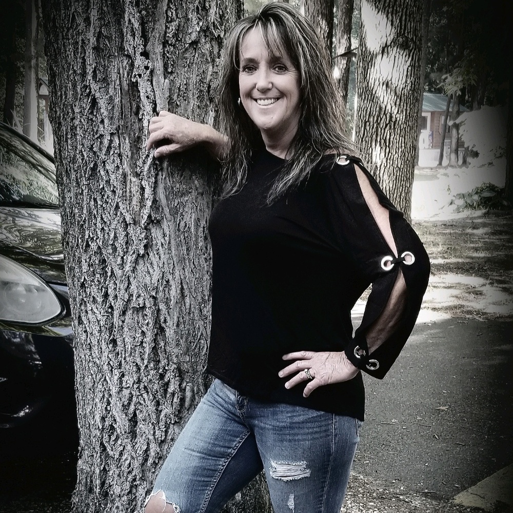 Meet your Posher, Stacy